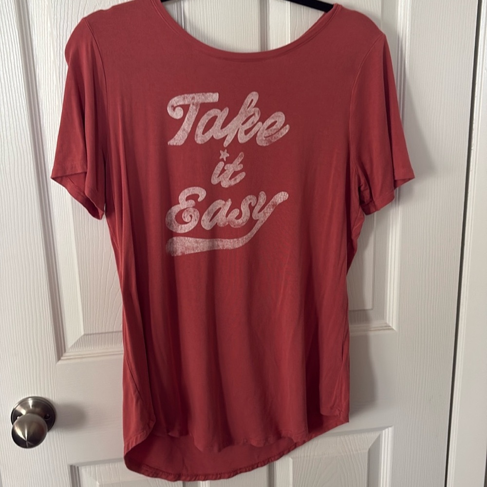 Old Navy tee